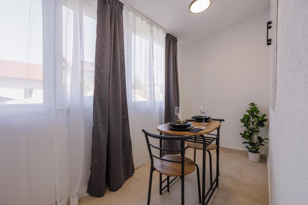 Apartments Piritus Split Exterior foto